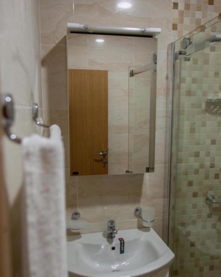 Delux Apartmani Dobra Voda Exterior photo